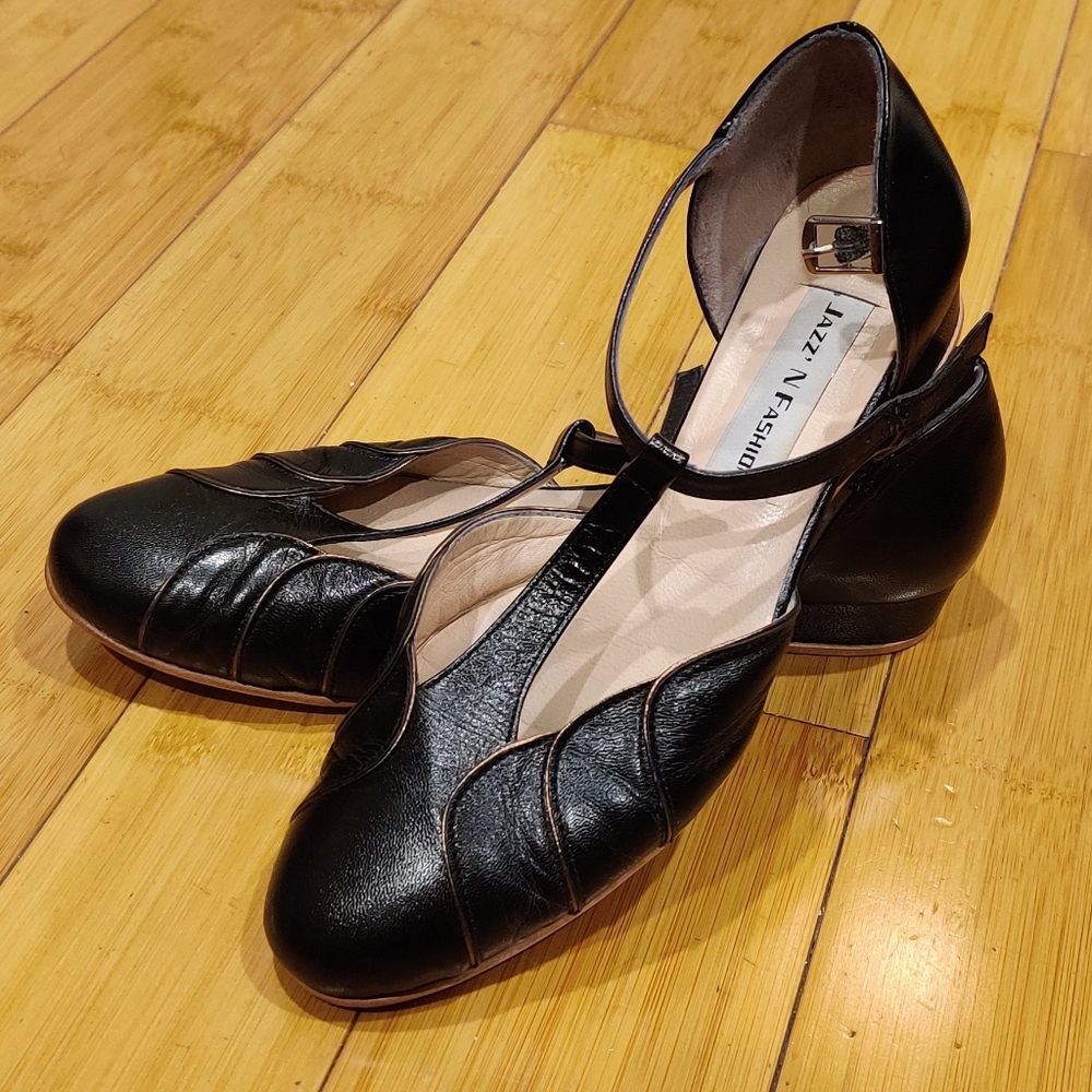 Jazz N Fashion shoes, size 37.5, black